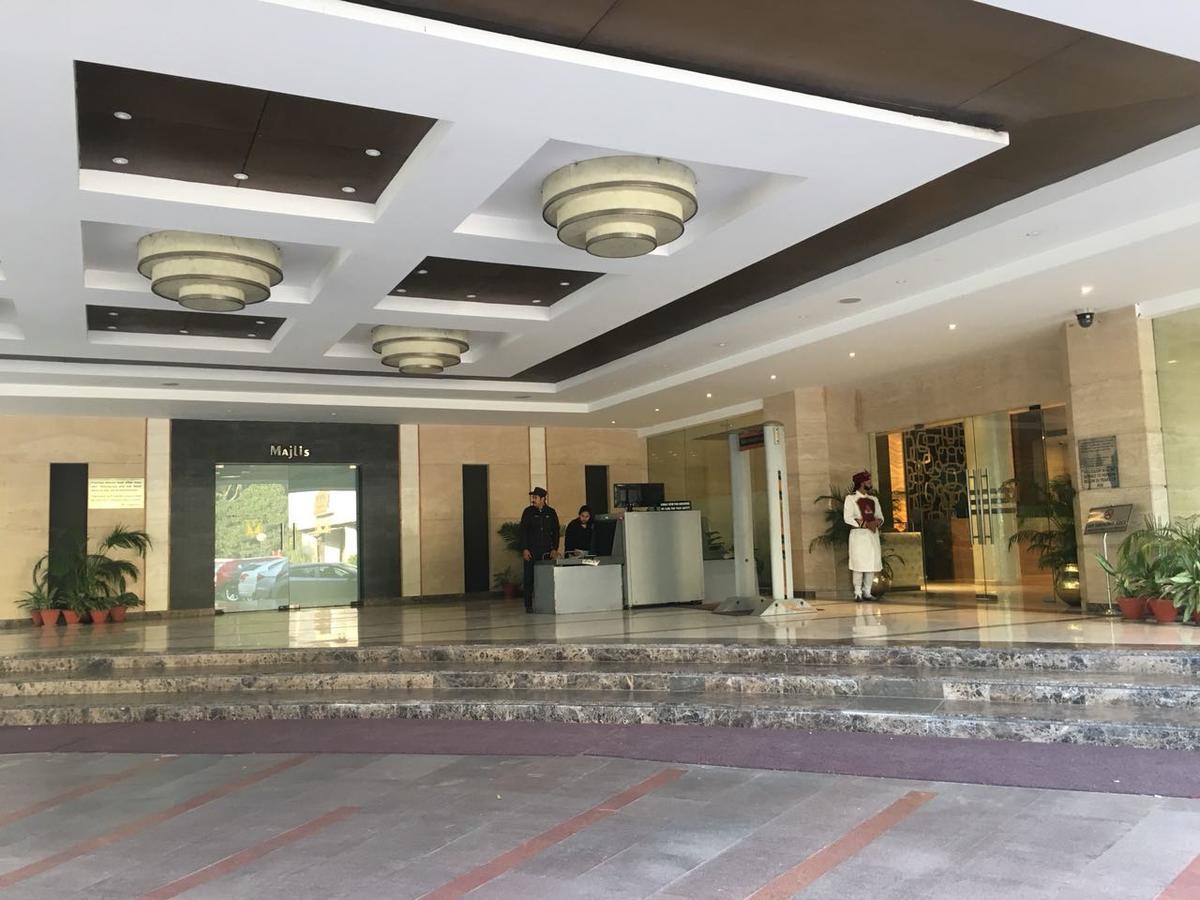 Hotel Shivalikview Chandigarh Exterior photo
